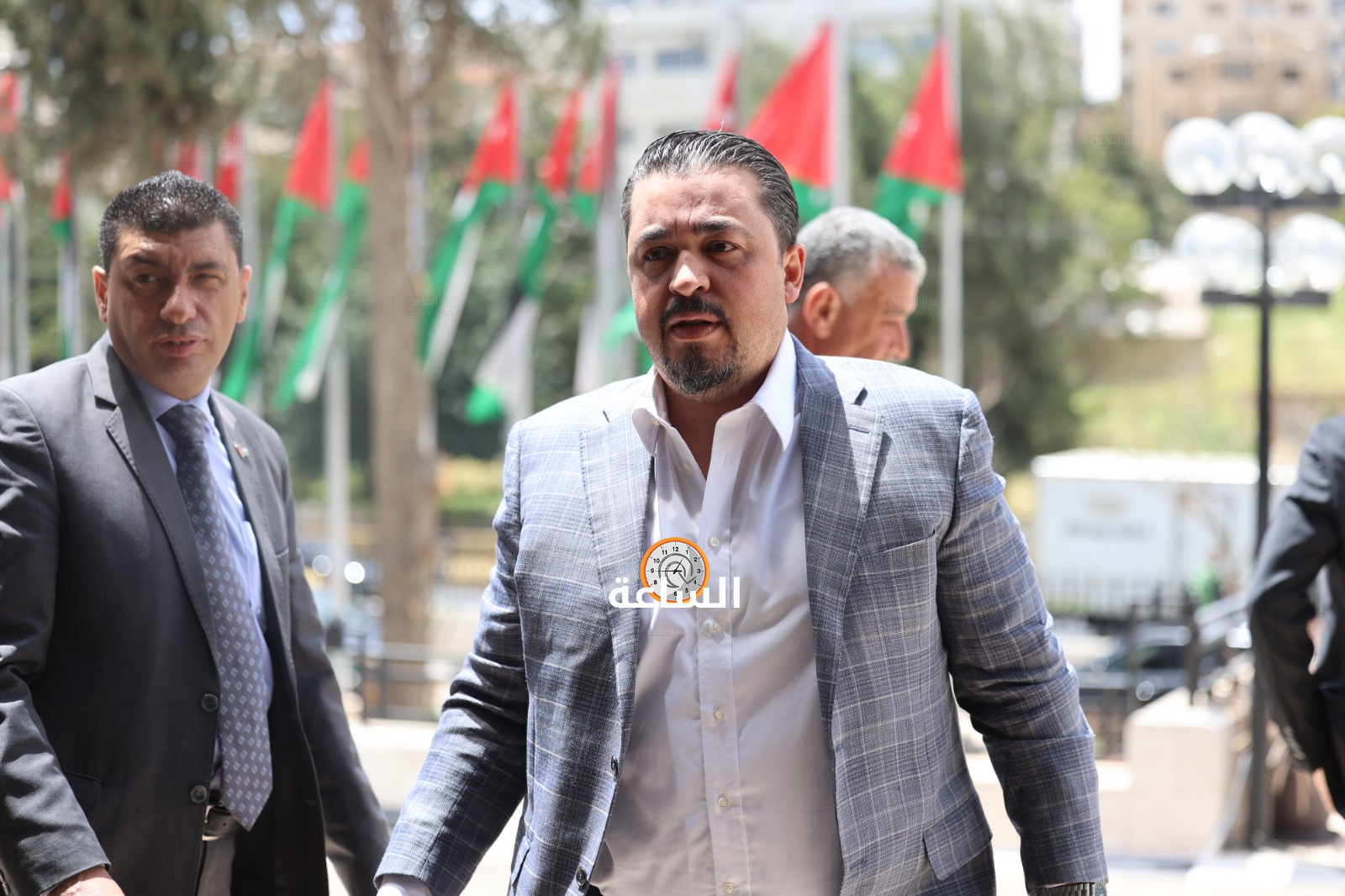 Madar Al-Saa Images 0.6041721722008694