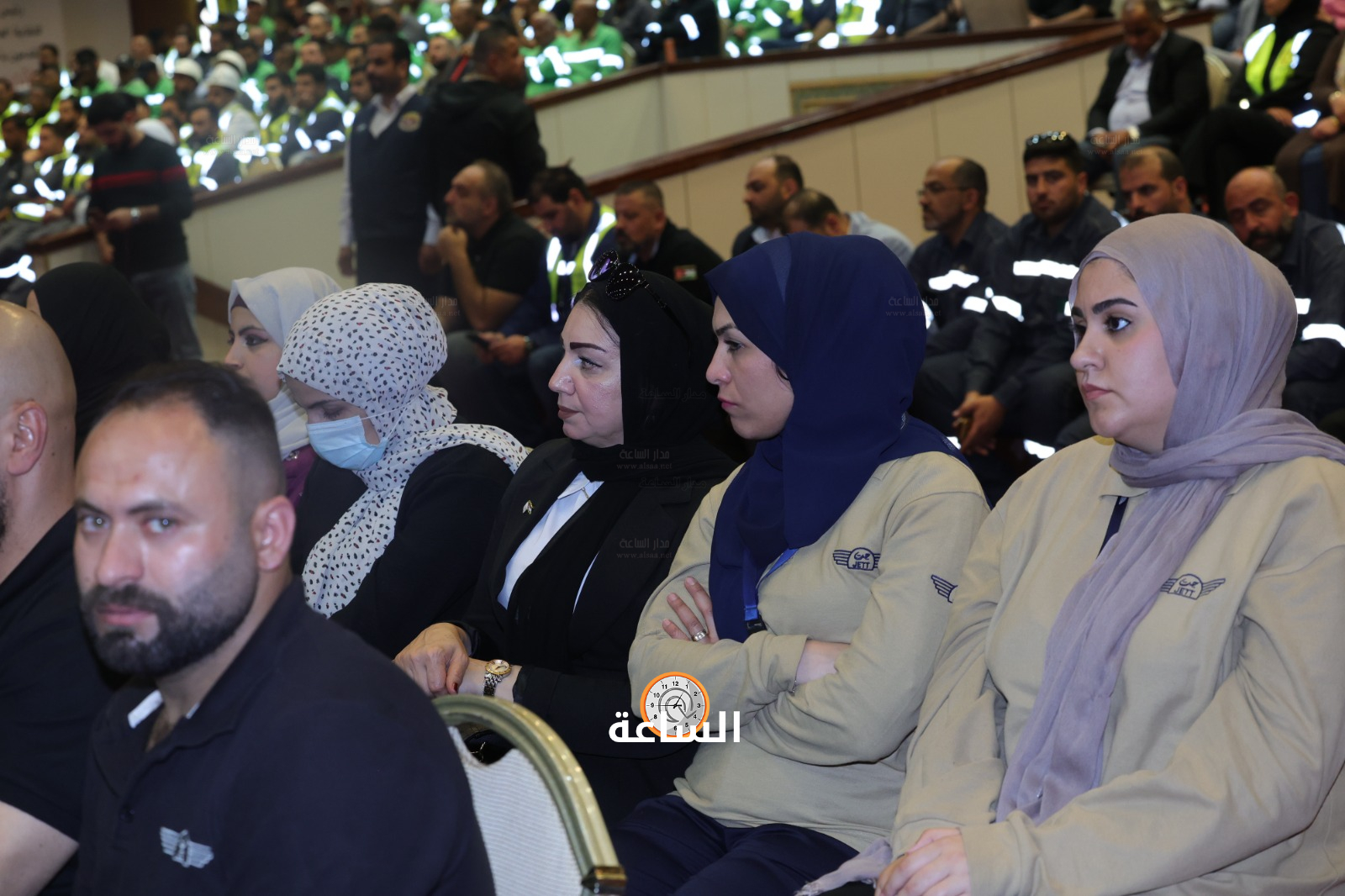 Madar Al-Saa Images 0.04064520468606403