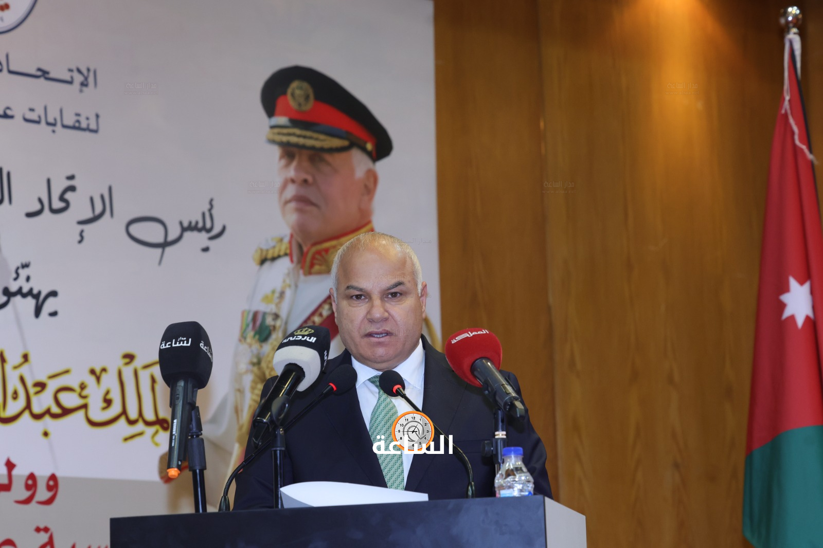 Madar Al-Saa Images 0.5329769381066327