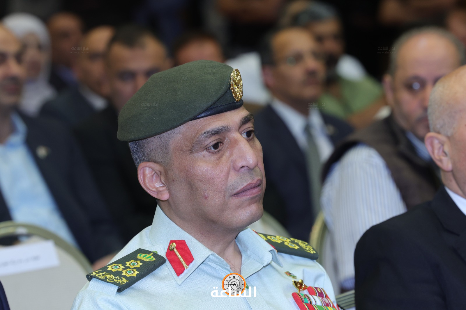 Madar Al-Saa Images 0.11362578055782158
