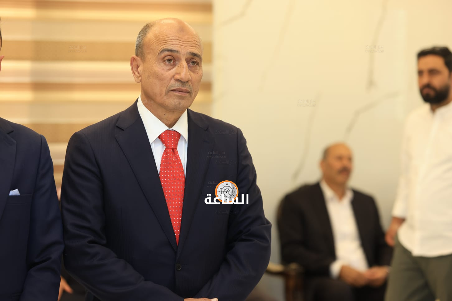 Madar Al-Saa Images 0.6747070084146092