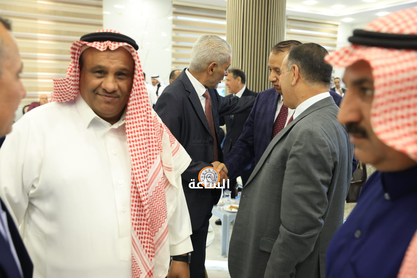 Madar Al-Saa Images 0.8698979097707329