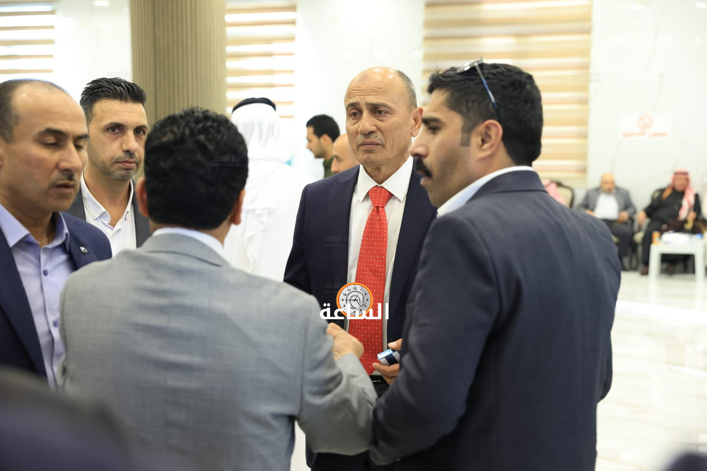 Madar Al-Saa Images 0.3803015817236205