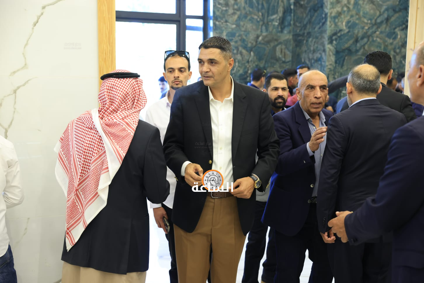 Madar Al-Saa Images 0.5712904661839902