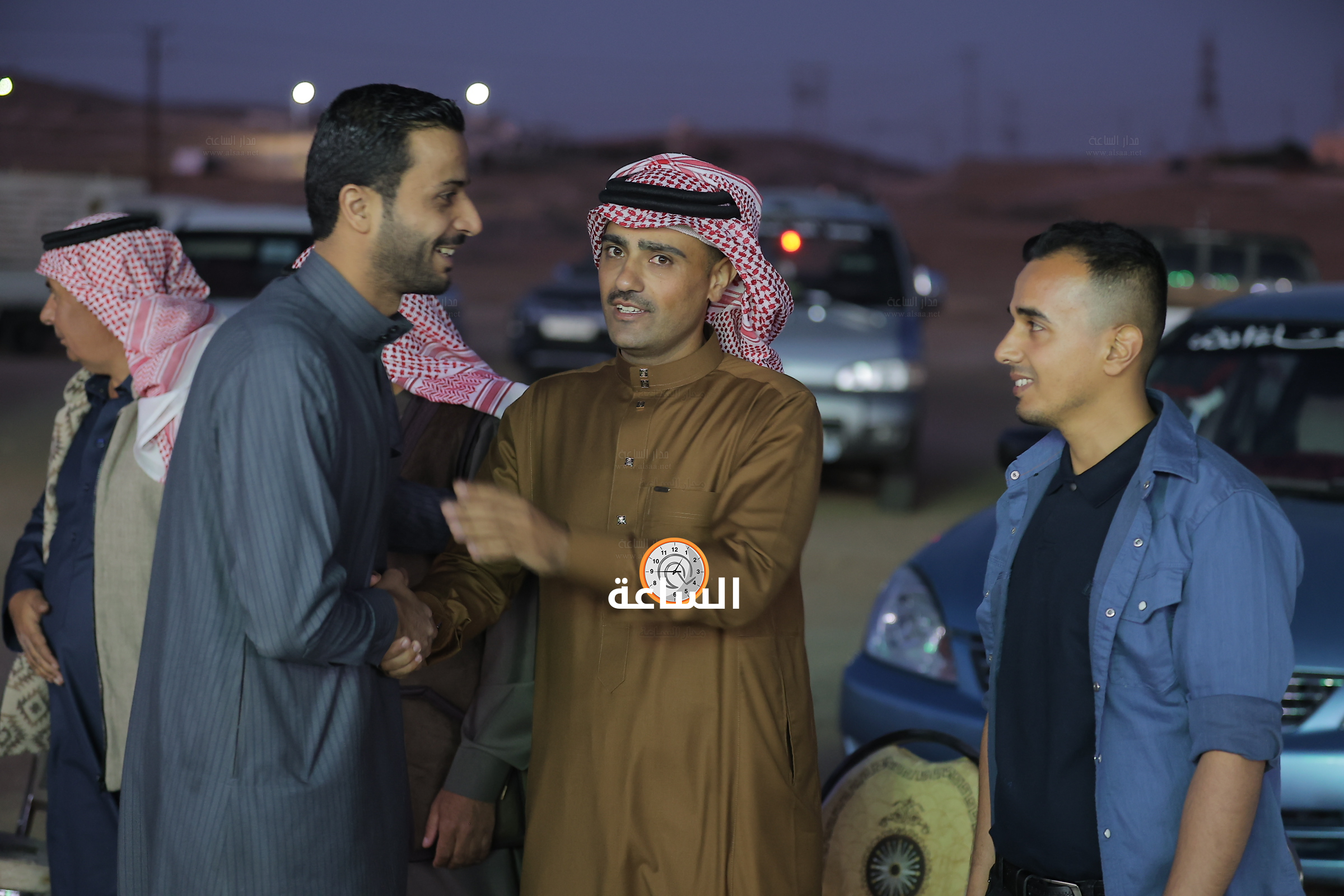 Madar Al-Saa Images 0.8762307147151296