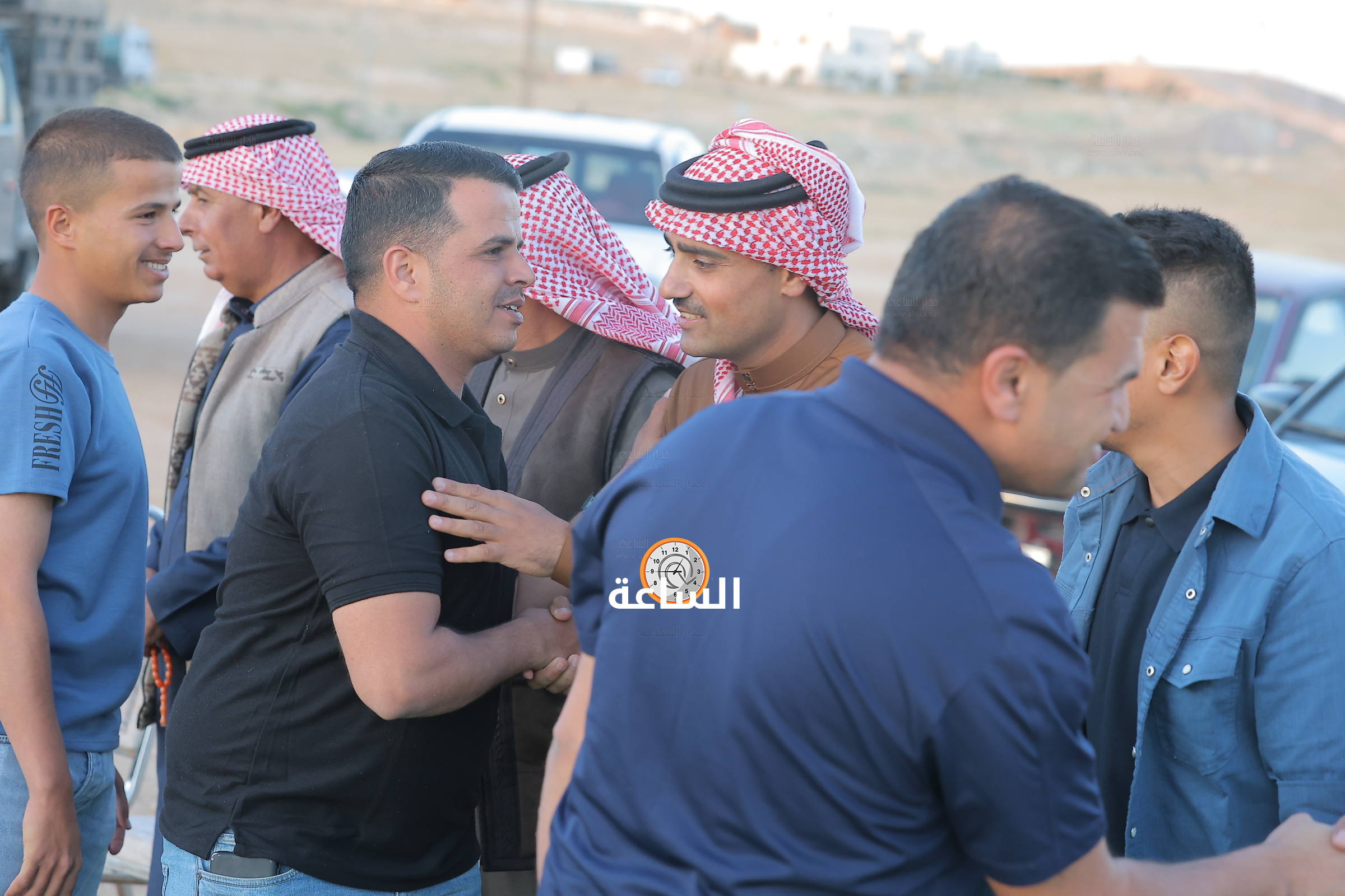 Madar Al-Saa Images 0.47123437196946083