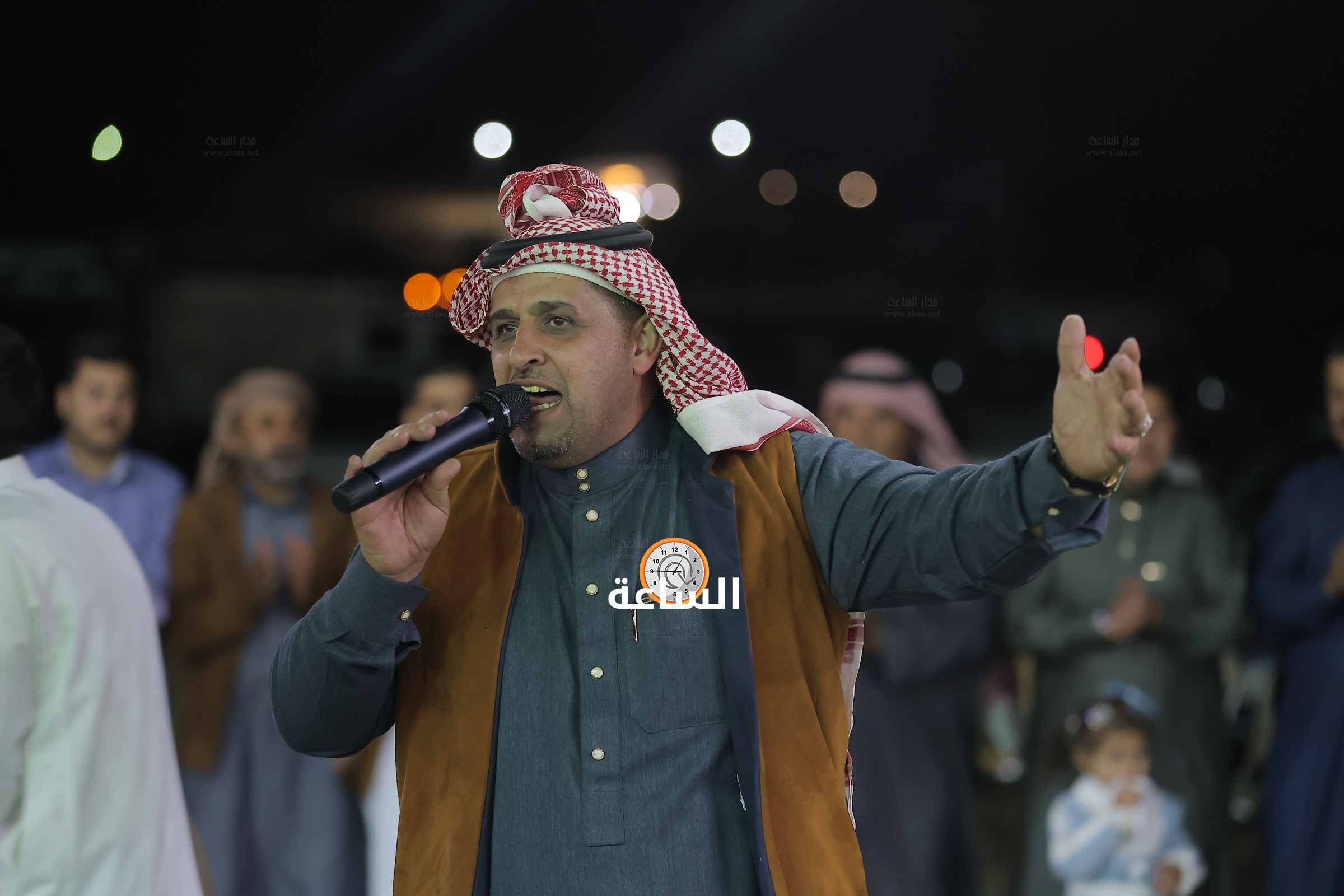 Madar Al-Saa Images 0.7882767172481445