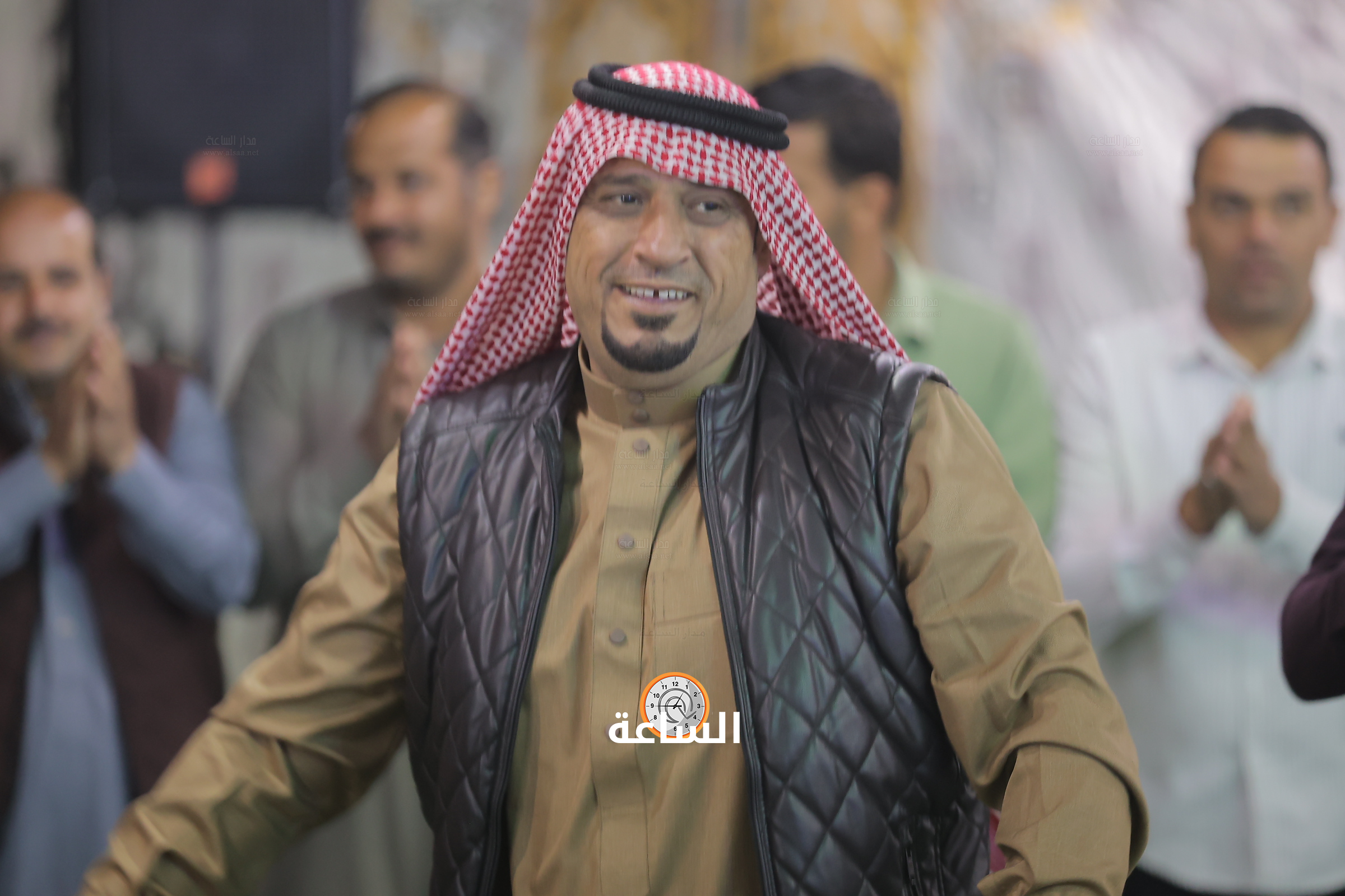 Madar Al-Saa Images 0.14056717173854238