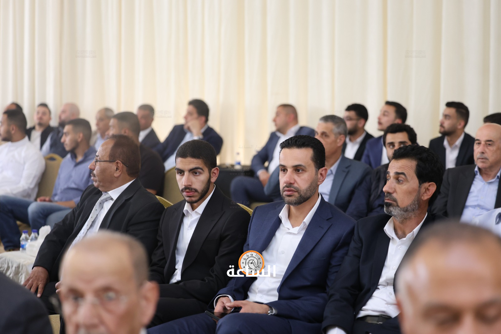 Madar Al-Saa Images 0.010192586070020382