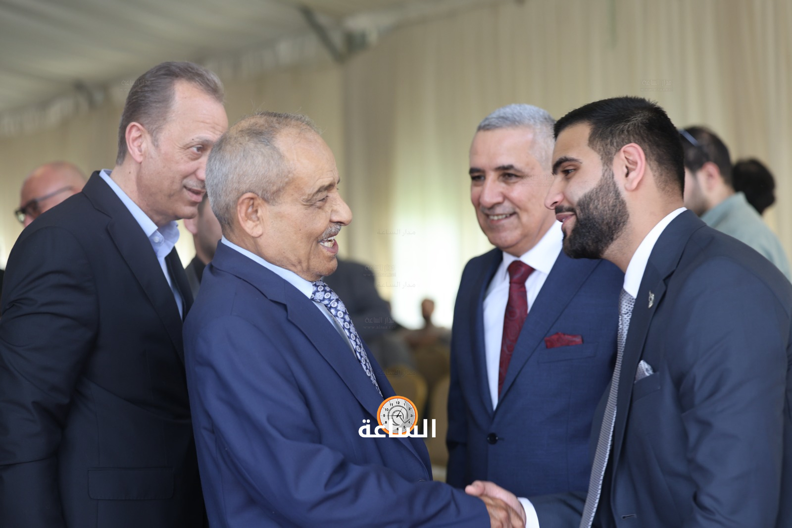 Madar Al-Saa Images 0.6085505883380361