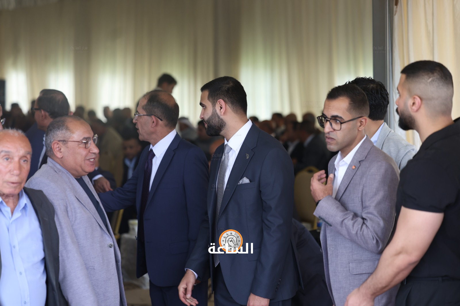 Madar Al-Saa Images 0.6728304431121761