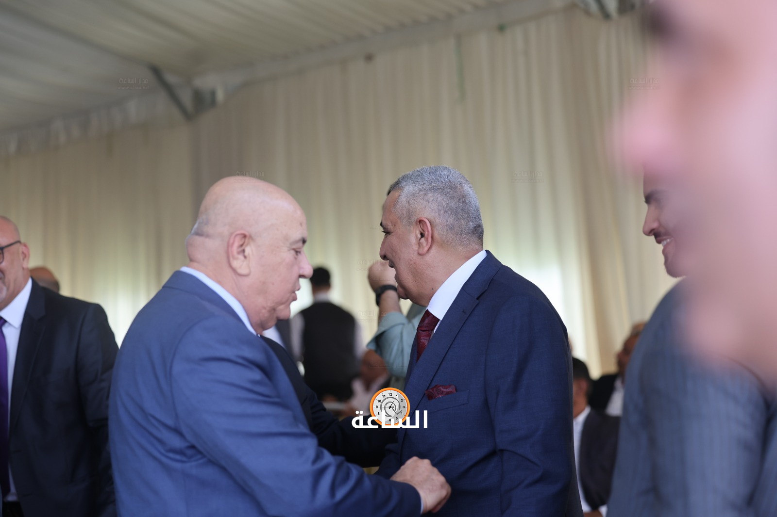 Madar Al-Saa Images 0.8600114028143919