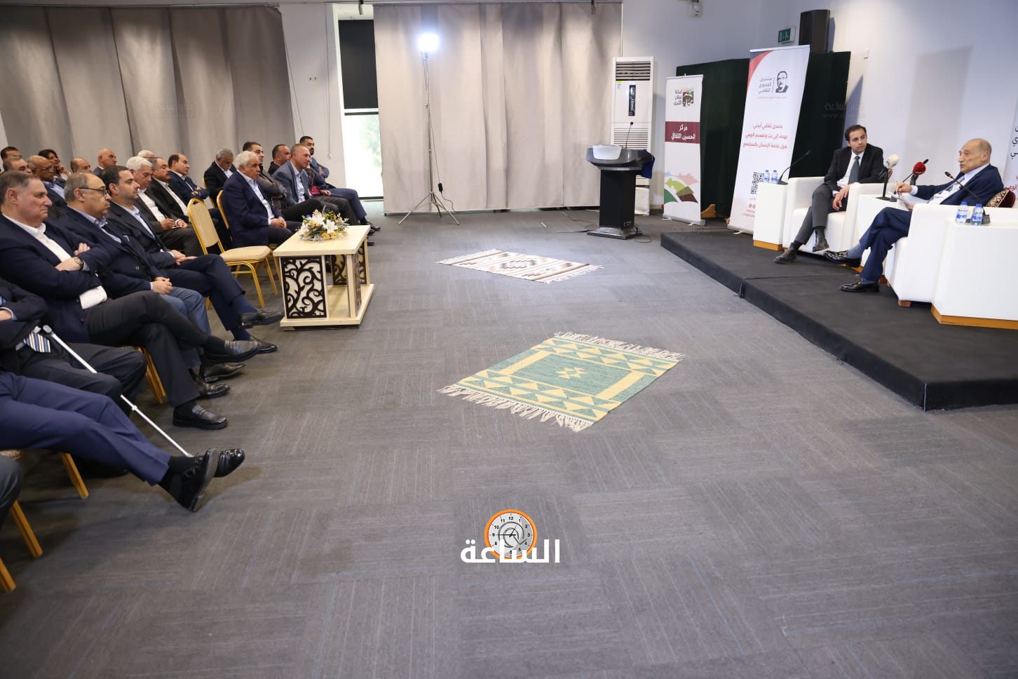Madar Al-Saa Images 0.8308908668391901