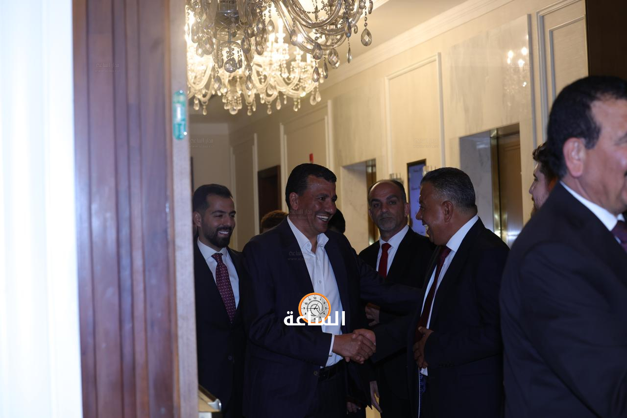 Madar Al-Saa Images 0.974404346472614