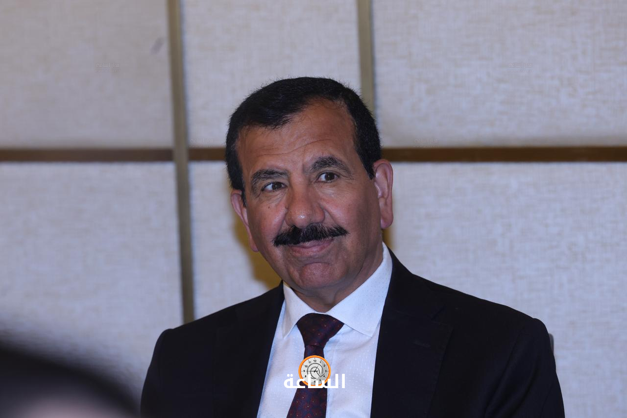 Madar Al-Saa Images 0.22576487186583272