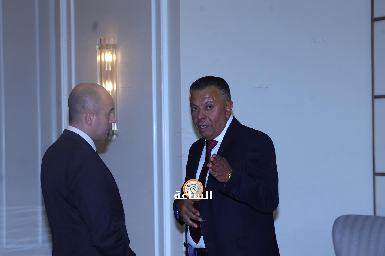 Madar Al-Saa Images 0.23353326685917963