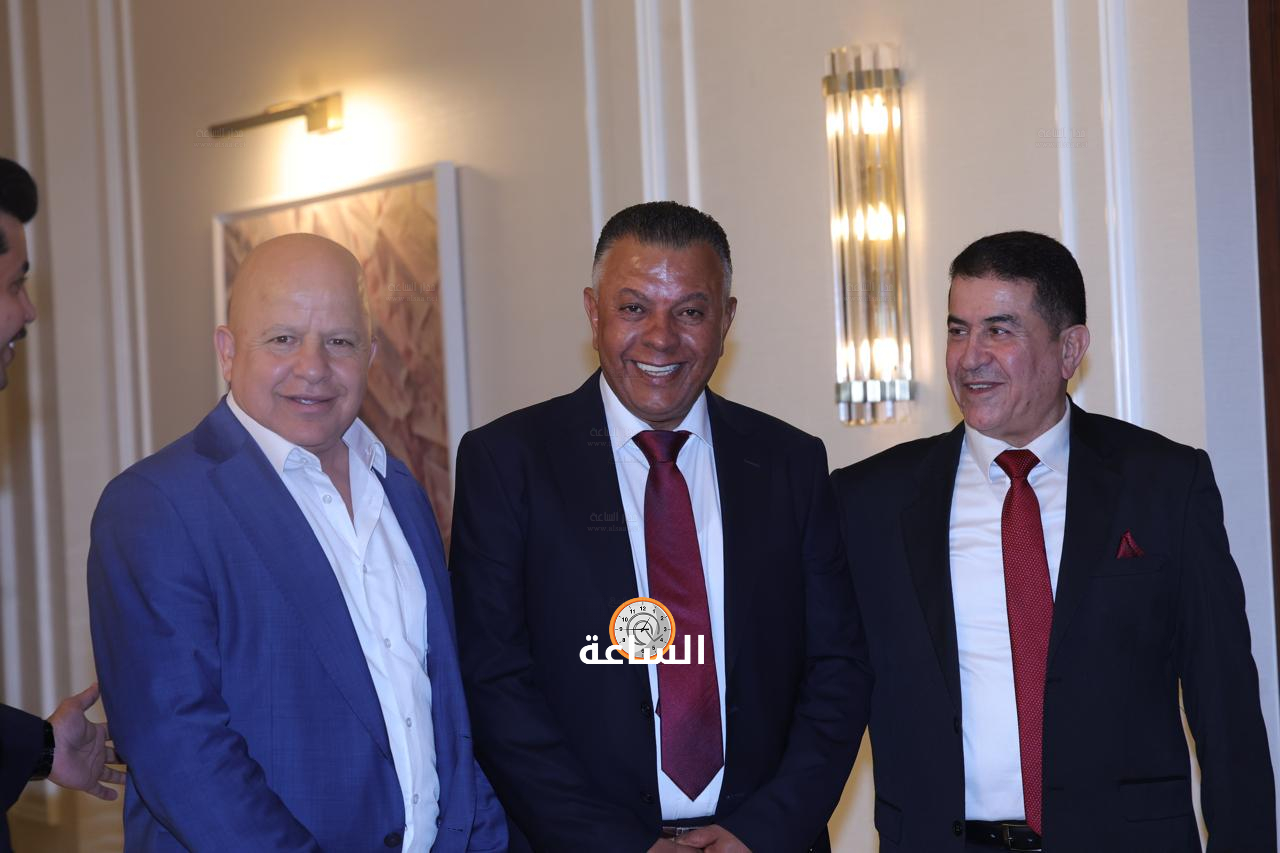 Madar Al-Saa Images 0.38625371236245787