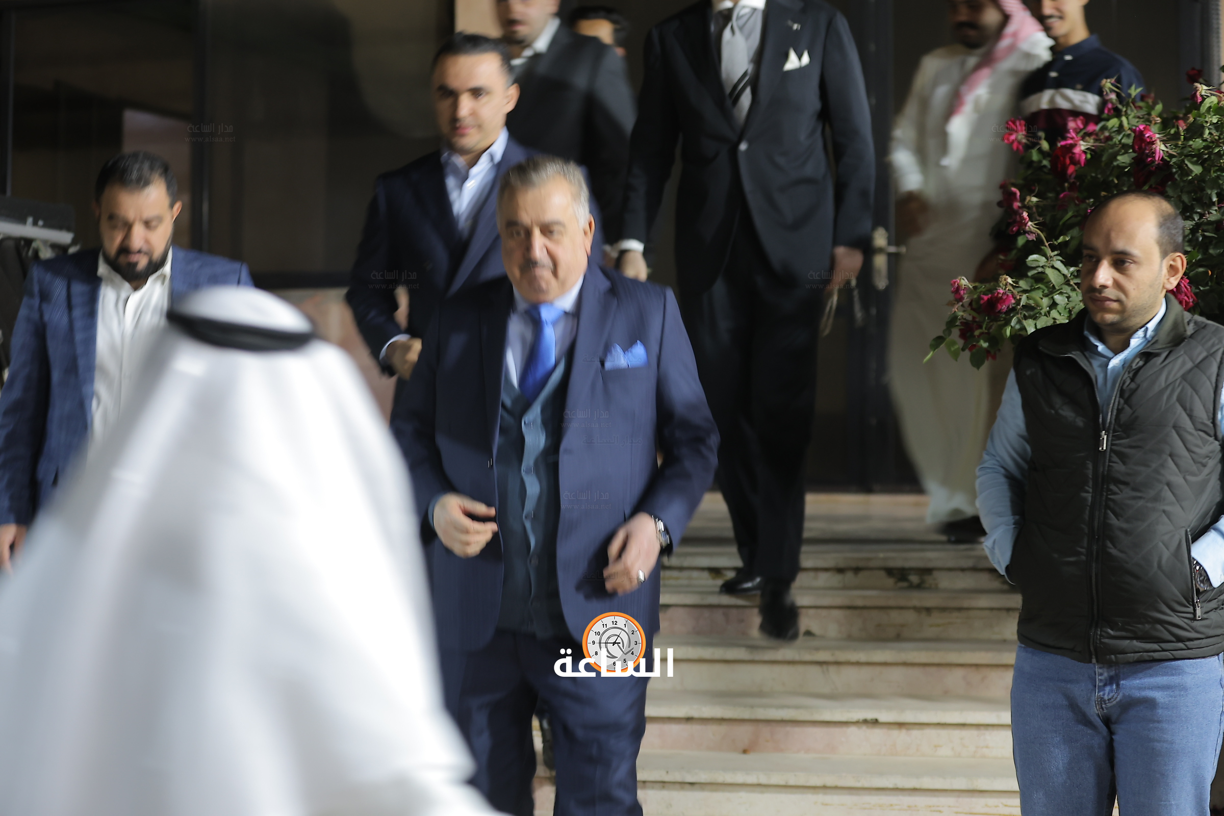 Madar Al-Saa Images 0.41121974928701577