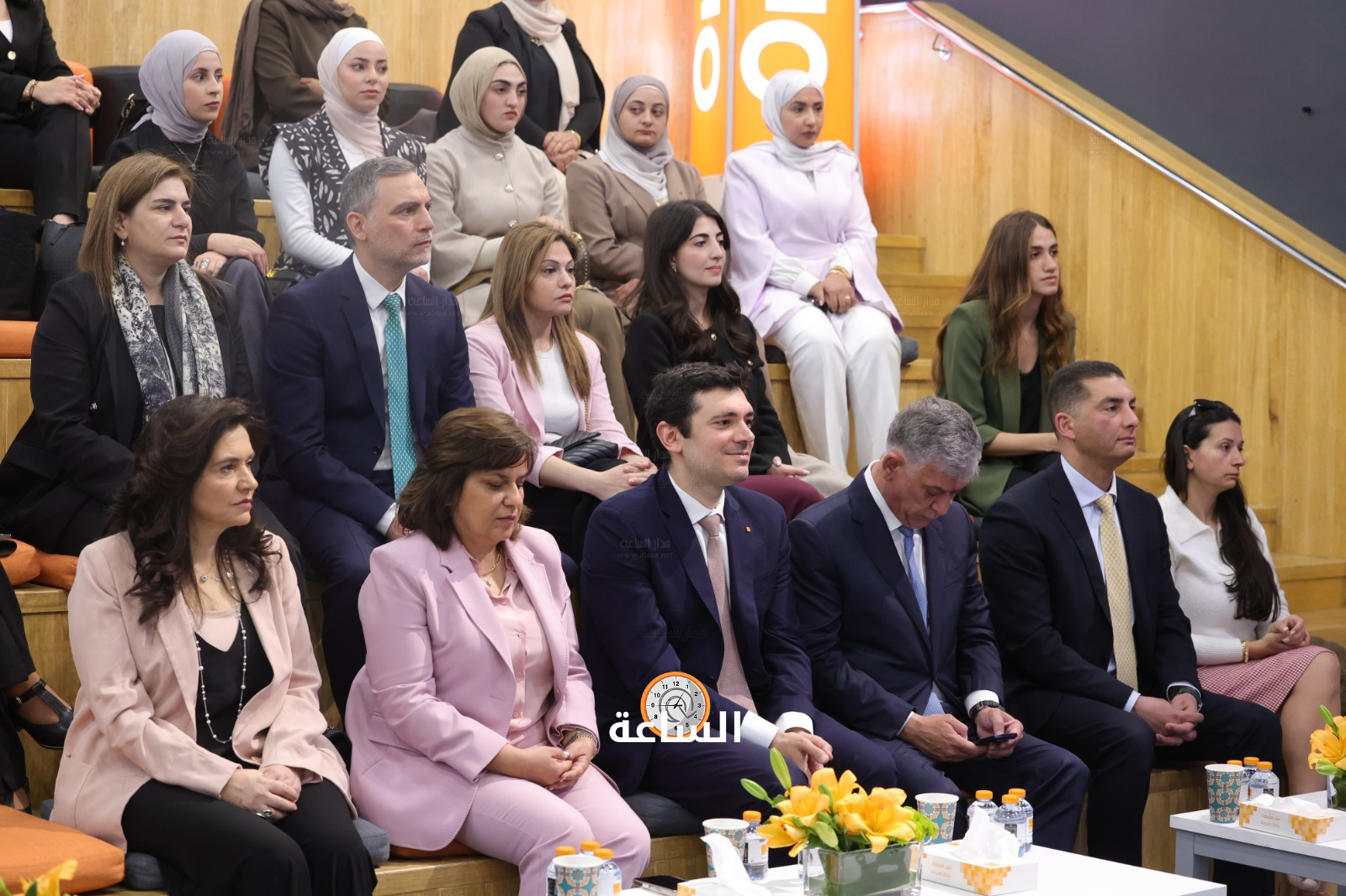 Madar Al-Saa Images 0.7963075376411755