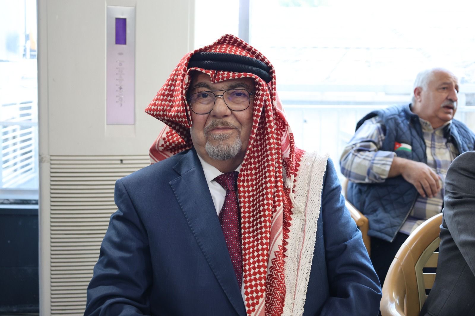 Madar Al-Saa Images 0.18145189392156158