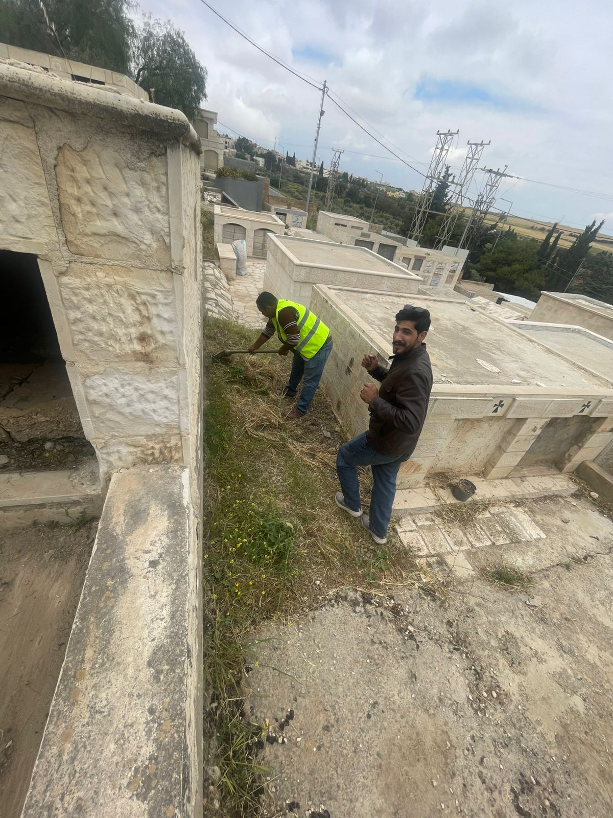 Madar Al-Saa Images 0.3373276341504481