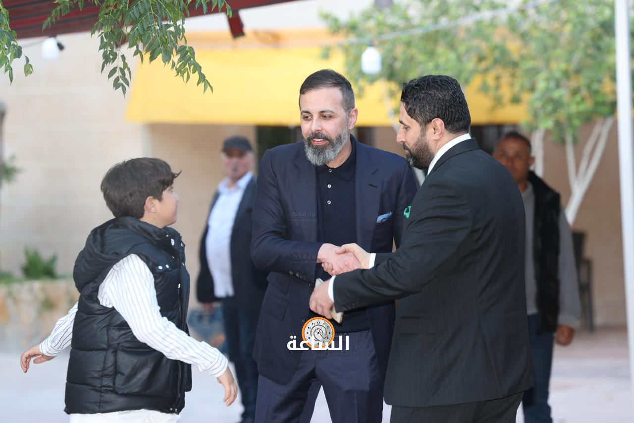 Madar Al-Saa Images 0.9392250783930604