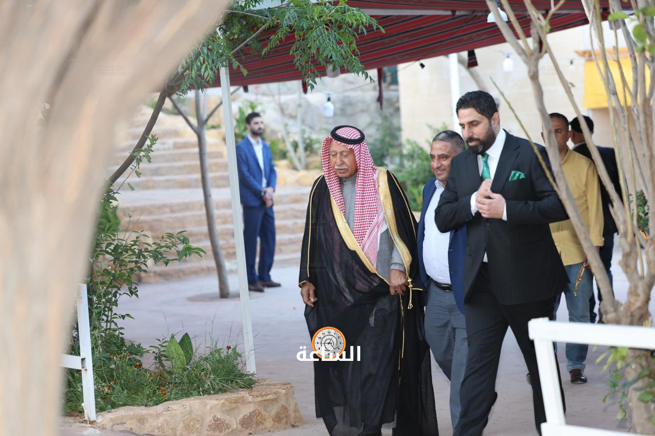 Madar Al-Saa Images 0.6924714683531327