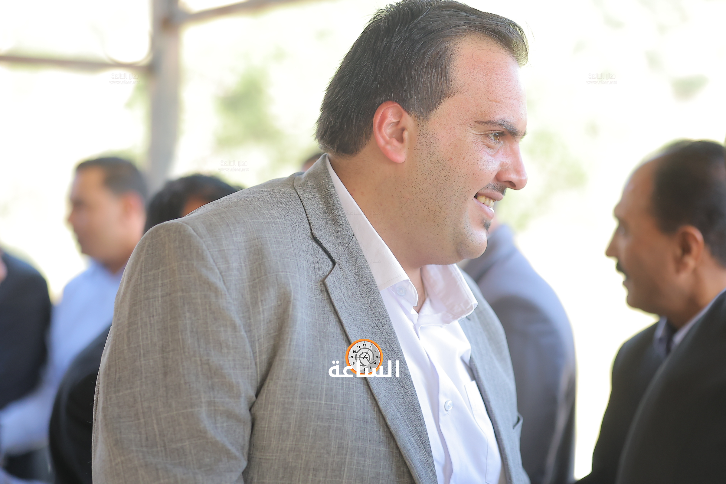 Madar Al-Saa Images 0.2091953084571252