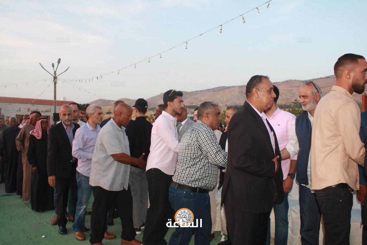 Madar Al-Saa Images 0.37154253173247276
