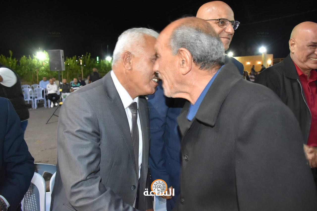 Madar Al-Saa Images 0.4005693393067944