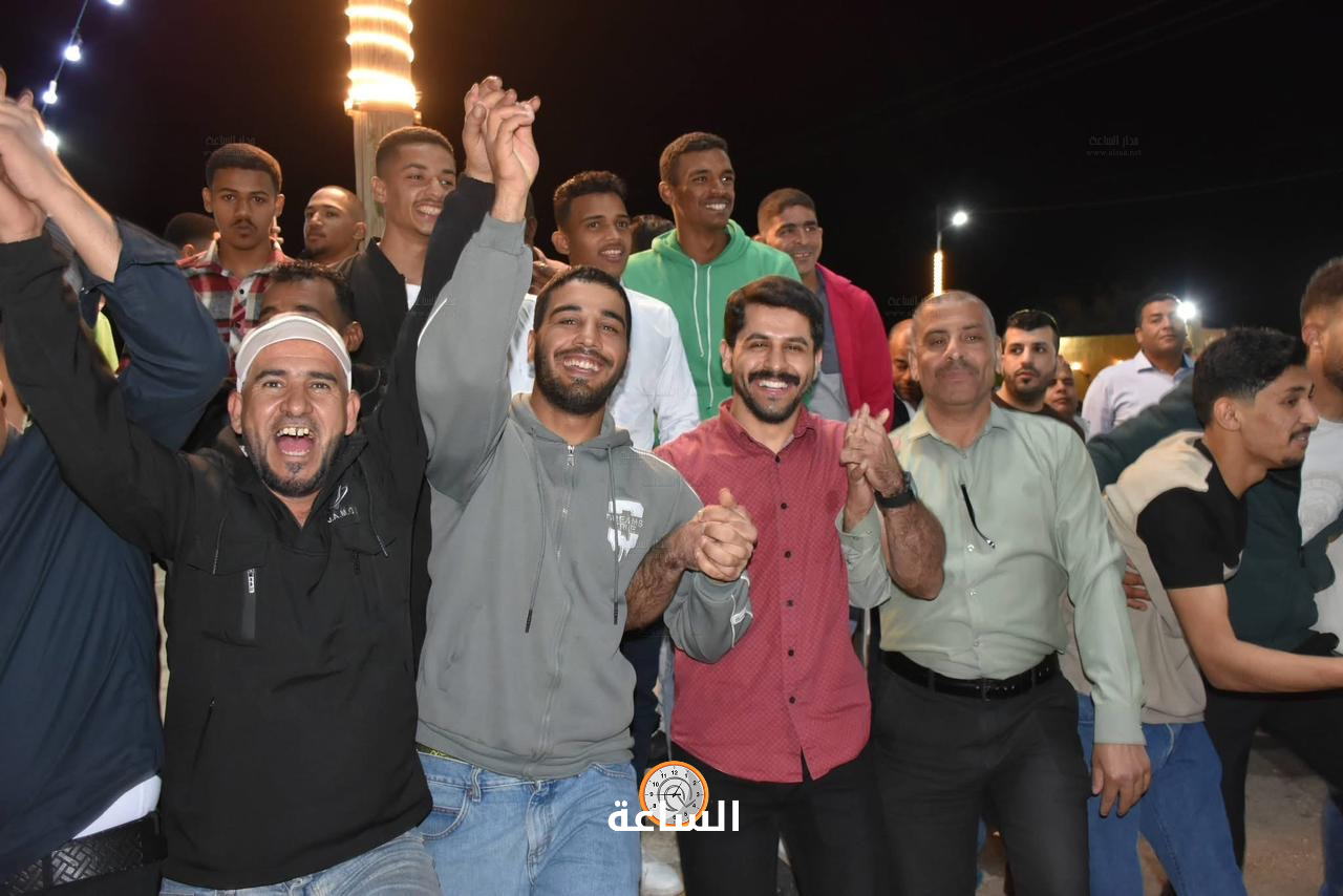 Madar Al-Saa Images 0.8024059158930125