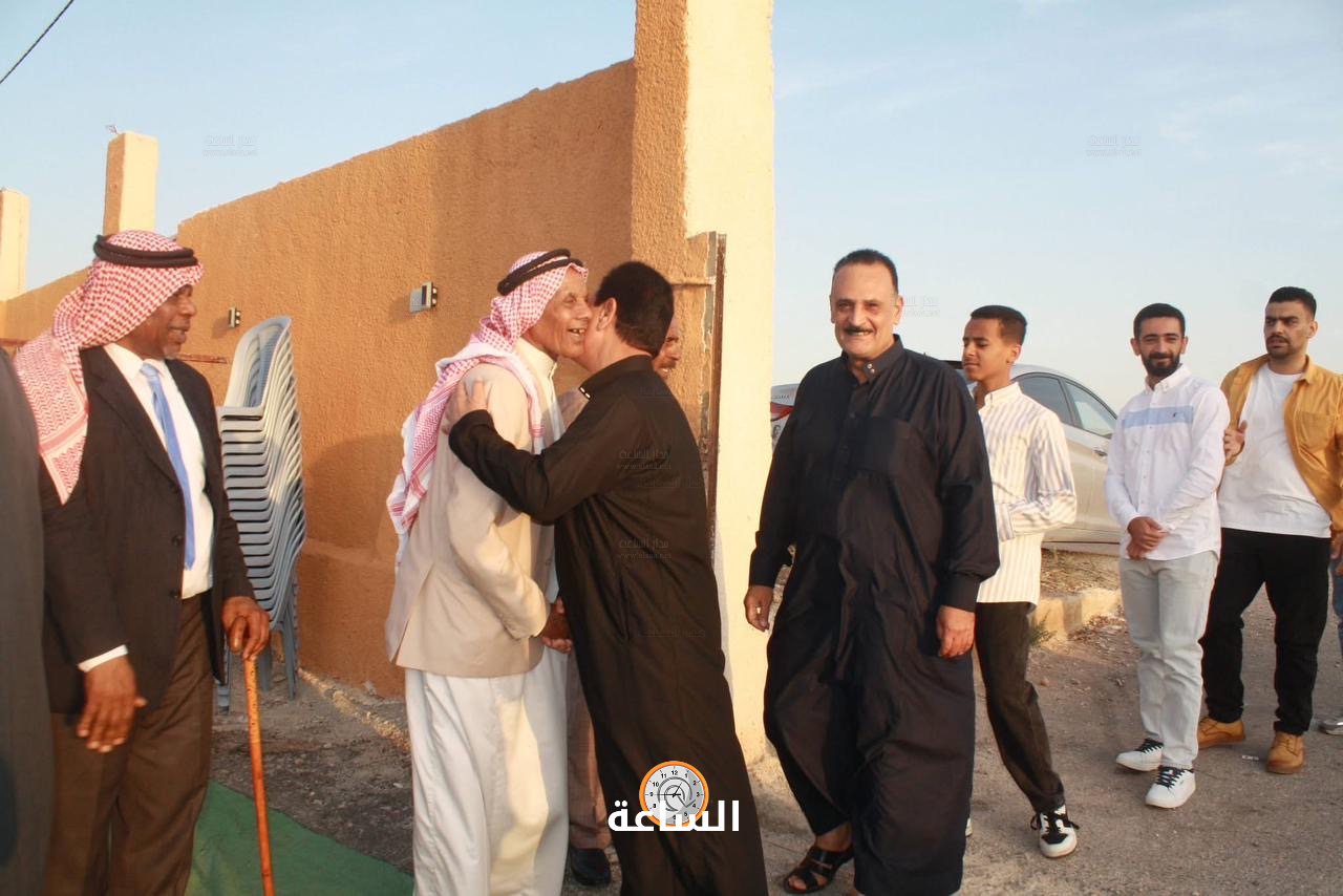 Madar Al-Saa Images 0.5384360419328741