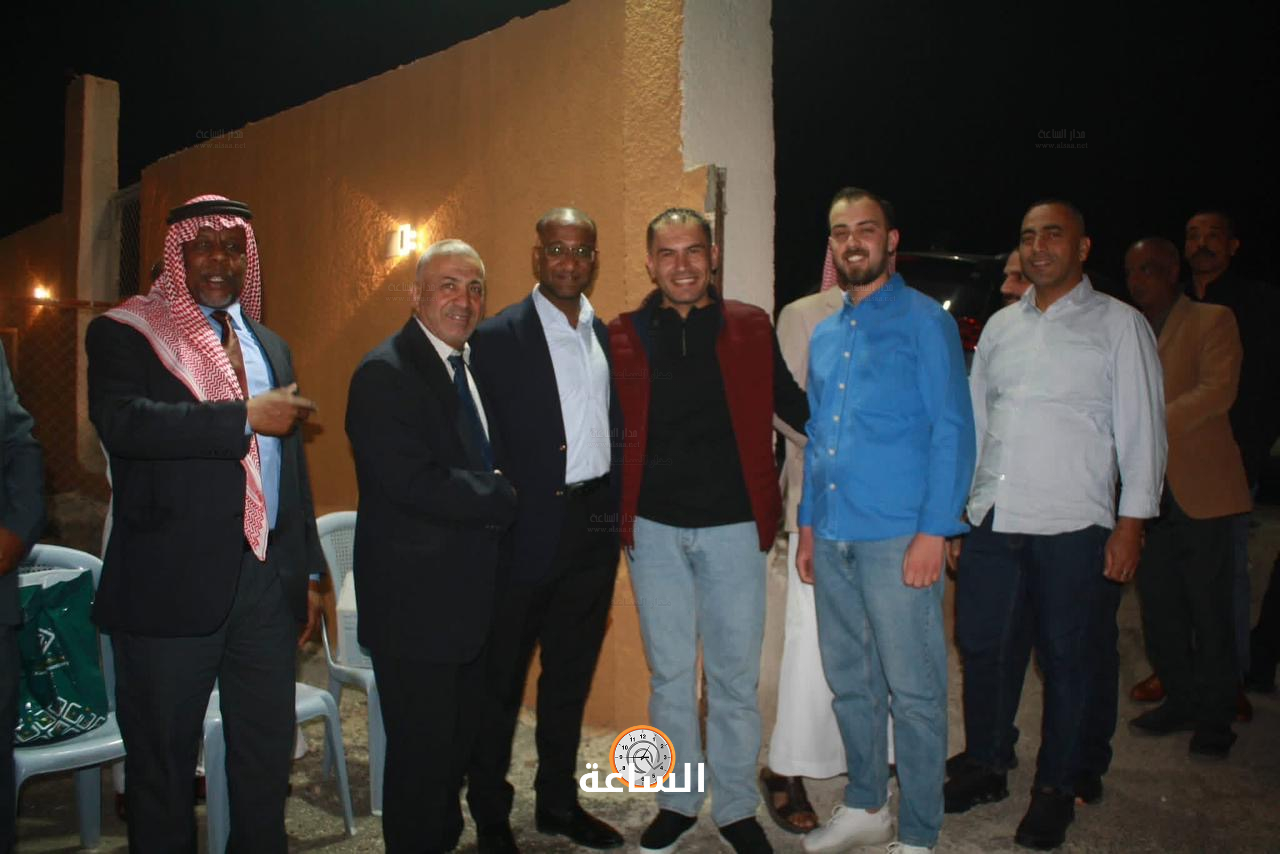 Madar Al-Saa Images 0.909509106314764