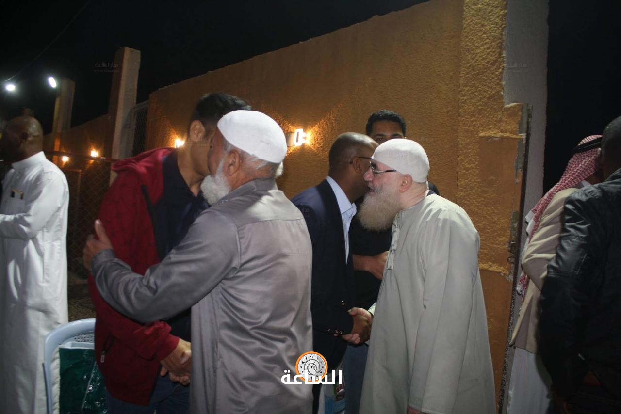 Madar Al-Saa Images 0.9957899881700626