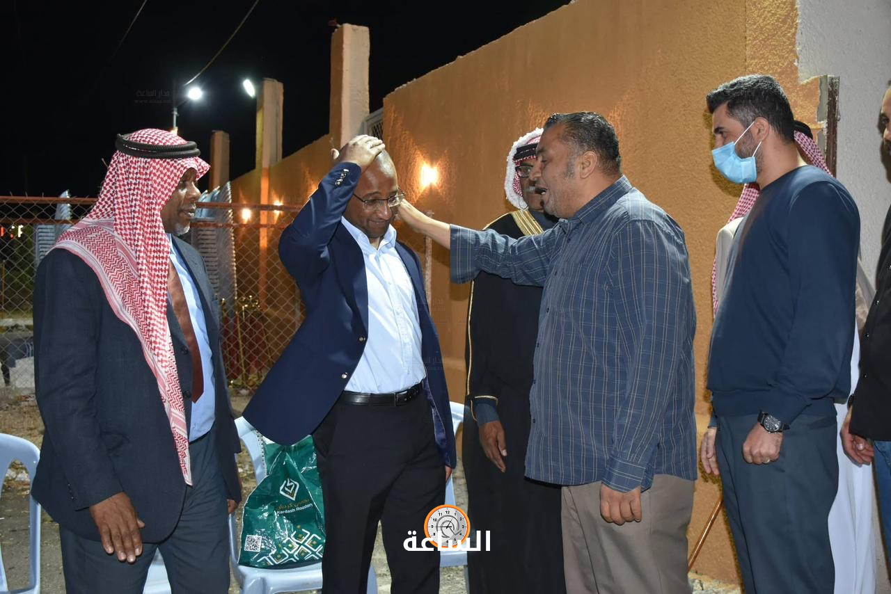 Madar Al-Saa Images 0.17527295473989024