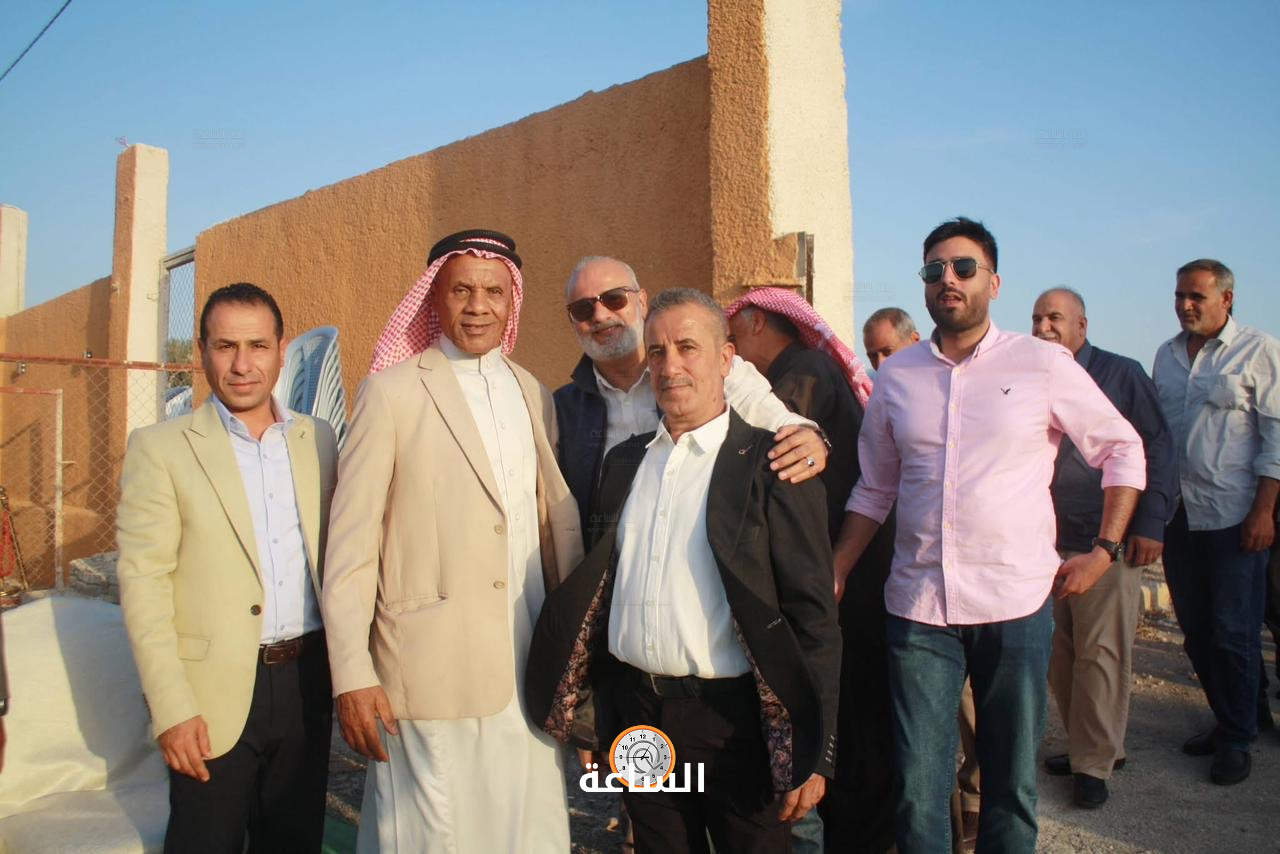 Madar Al-Saa Images 0.9217460014816671
