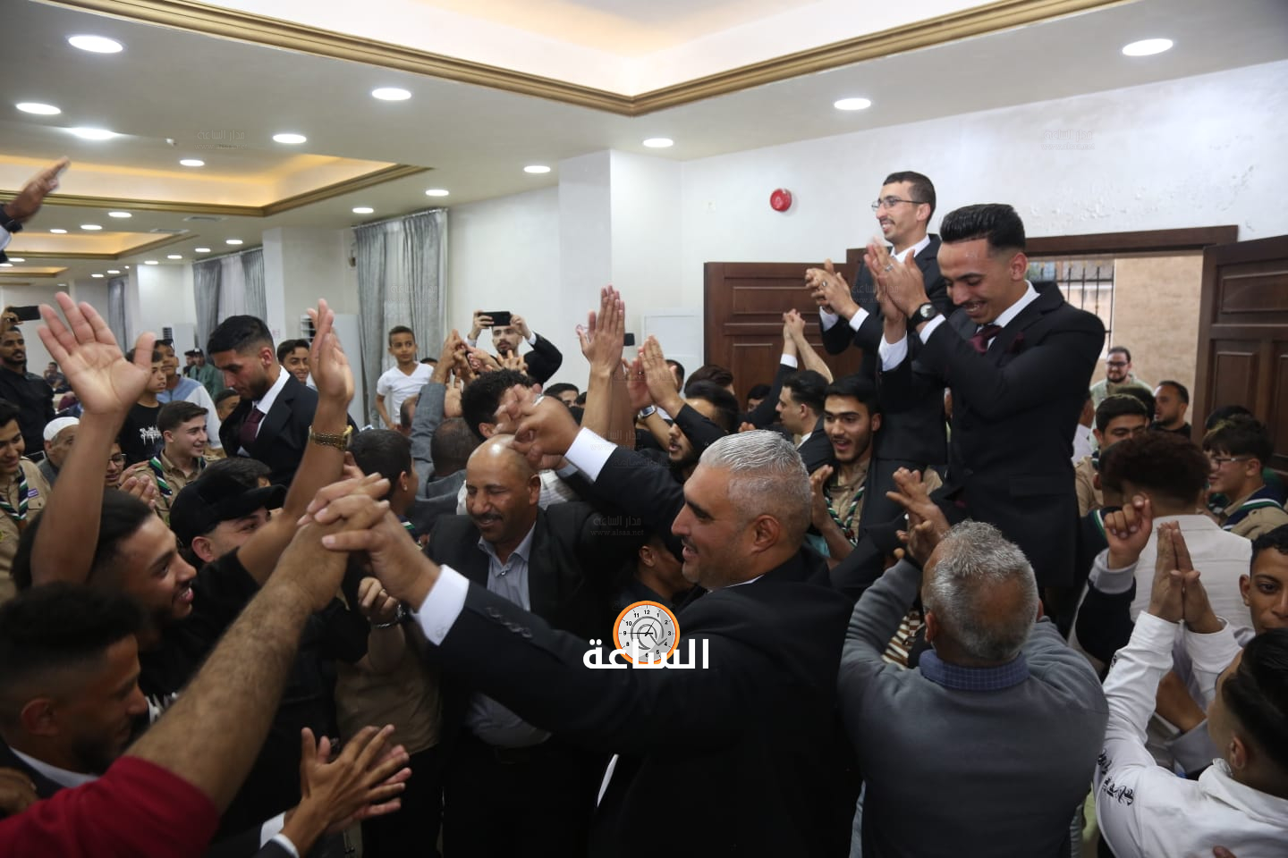 Madar Al-Saa Images 0.6997373931386174