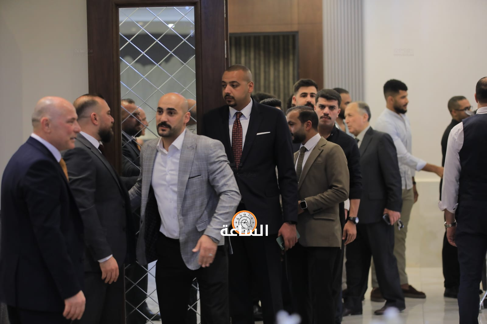 Madar Al-Saa Images 0.041908212719609206
