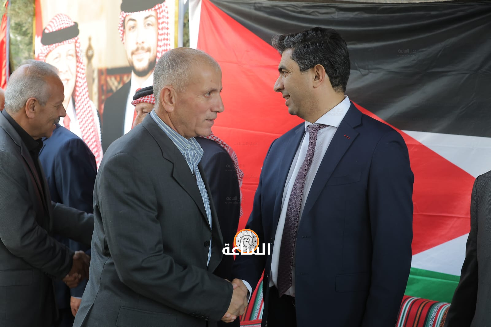 Madar Al-Saa Images 0.18518225596679283
