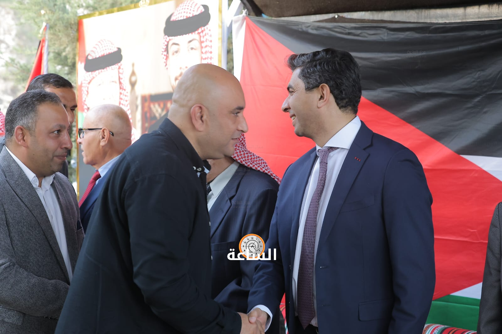 Madar Al-Saa Images 0.19893134532116652