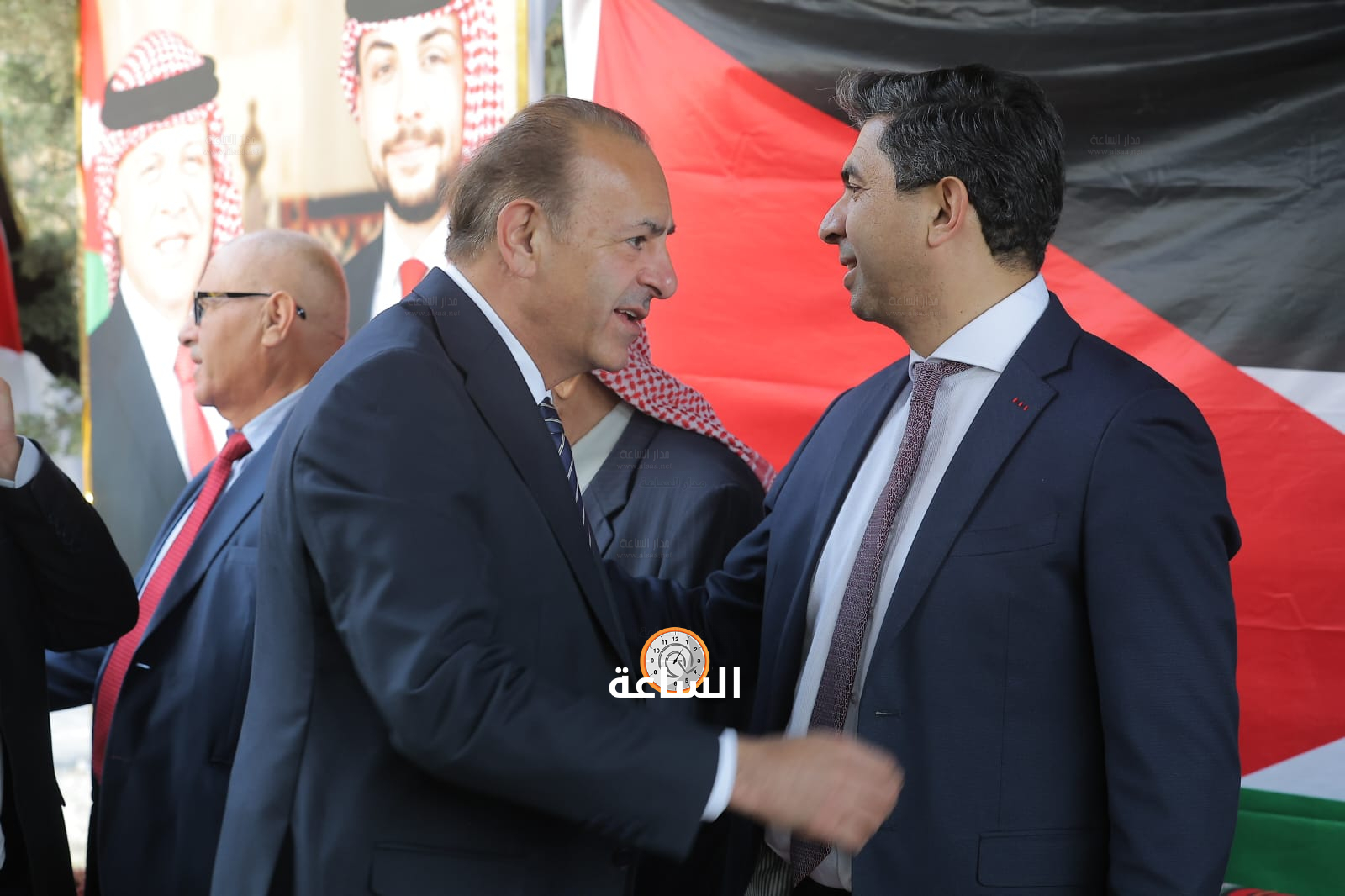 Madar Al-Saa Images 0.12195939031704106
