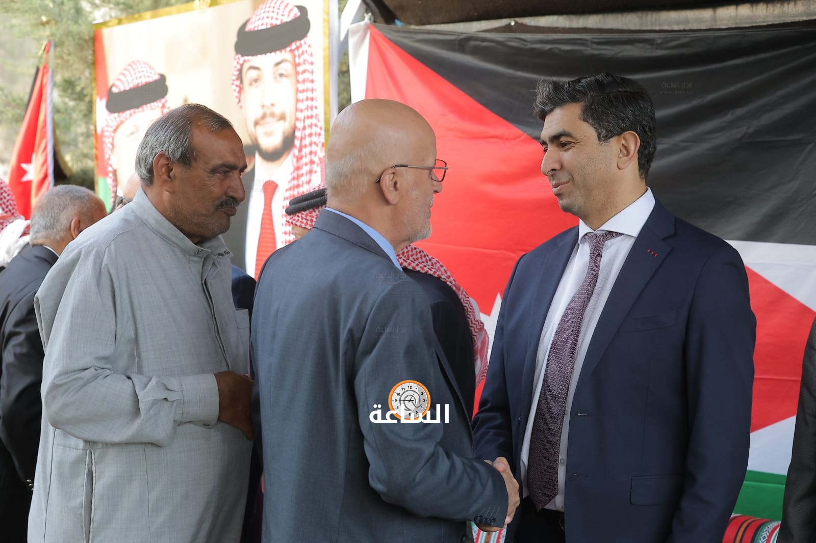 Madar Al-Saa Images 0.9159753839845047