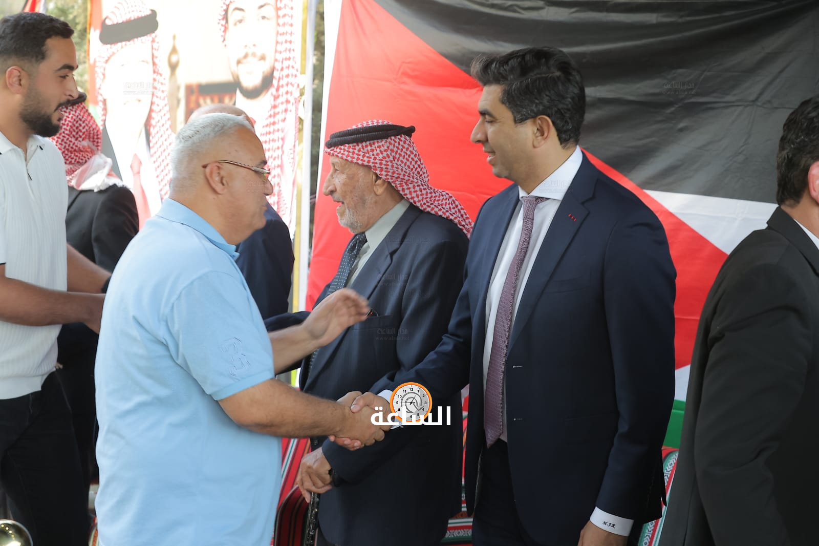 Madar Al-Saa Images 0.008179595861427025