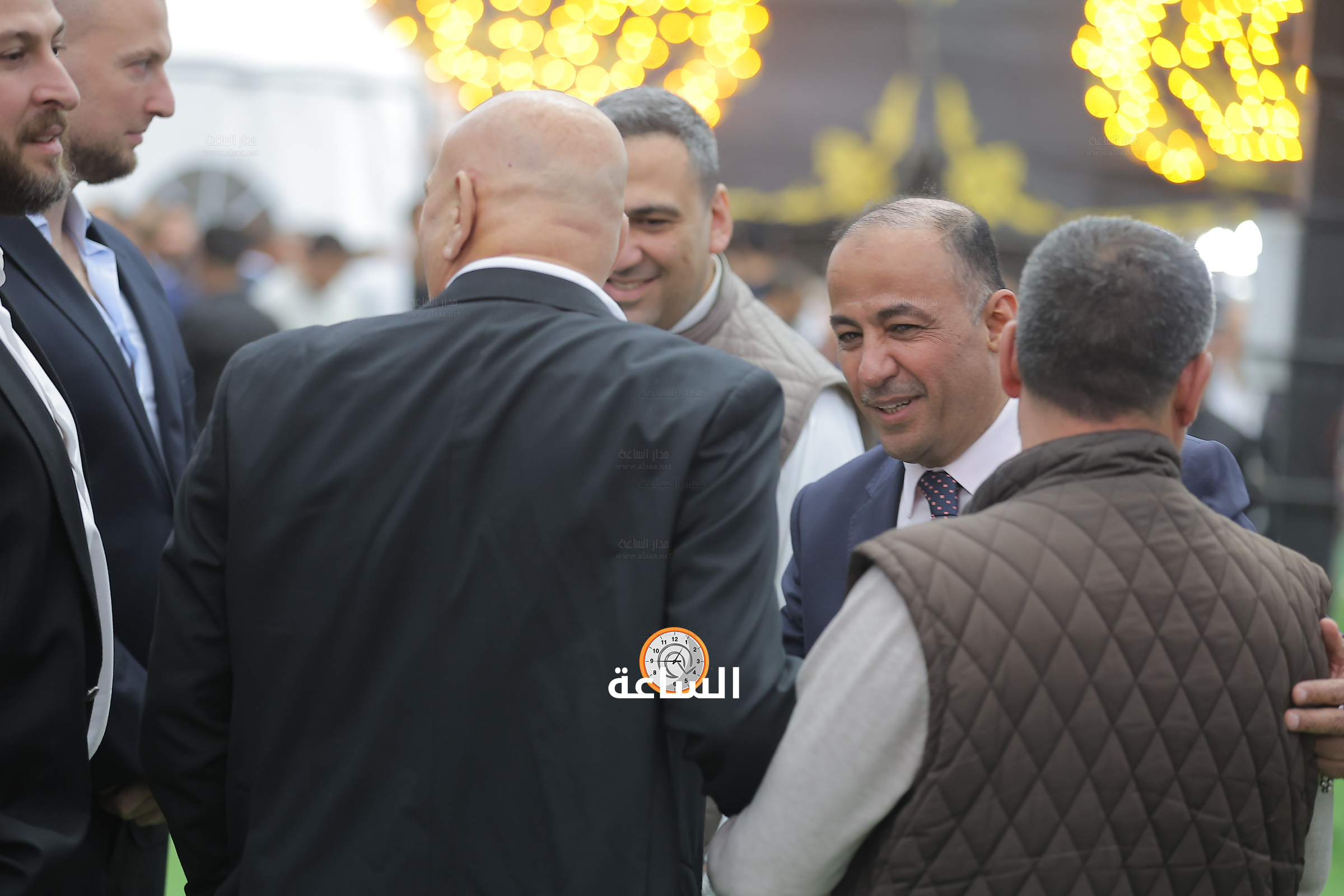 Madar Al-Saa Images 0.4139073443790243