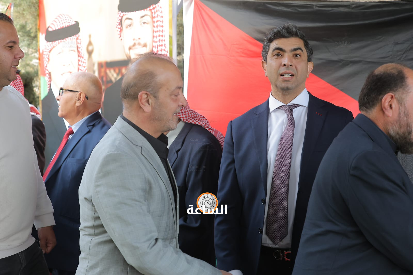 Madar Al-Saa Images 0.8787566046783367