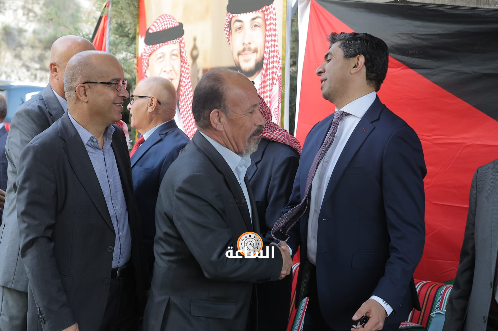 Madar Al-Saa Images 0.5500036052423872