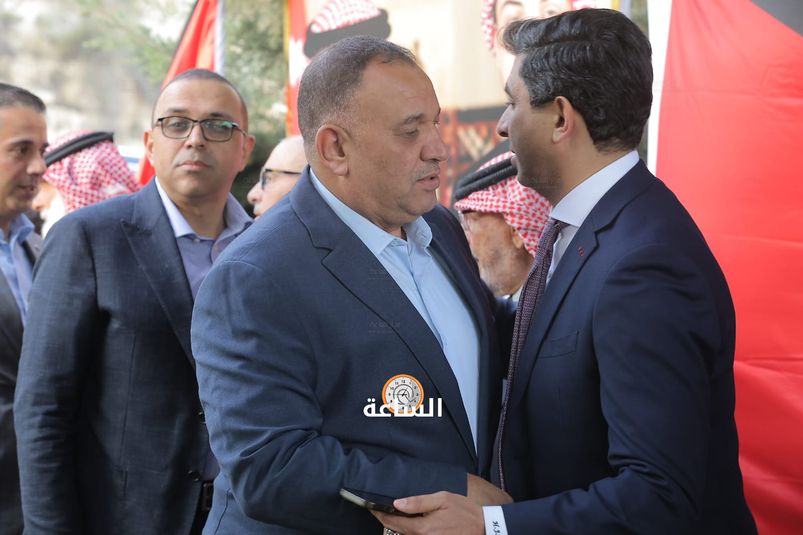 Madar Al-Saa Images 0.27560919752639856