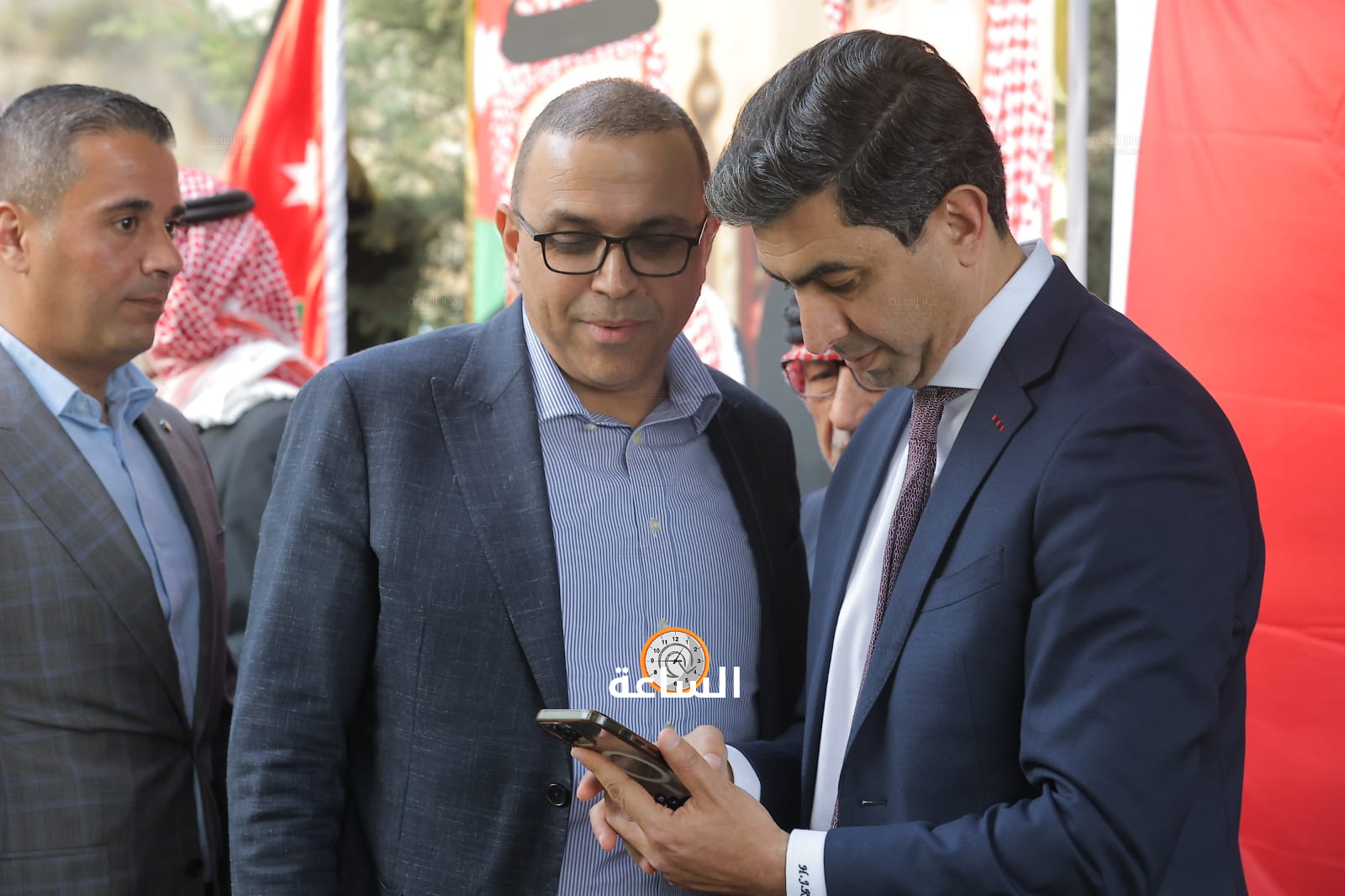 Madar Al-Saa Images 0.4425608003673265