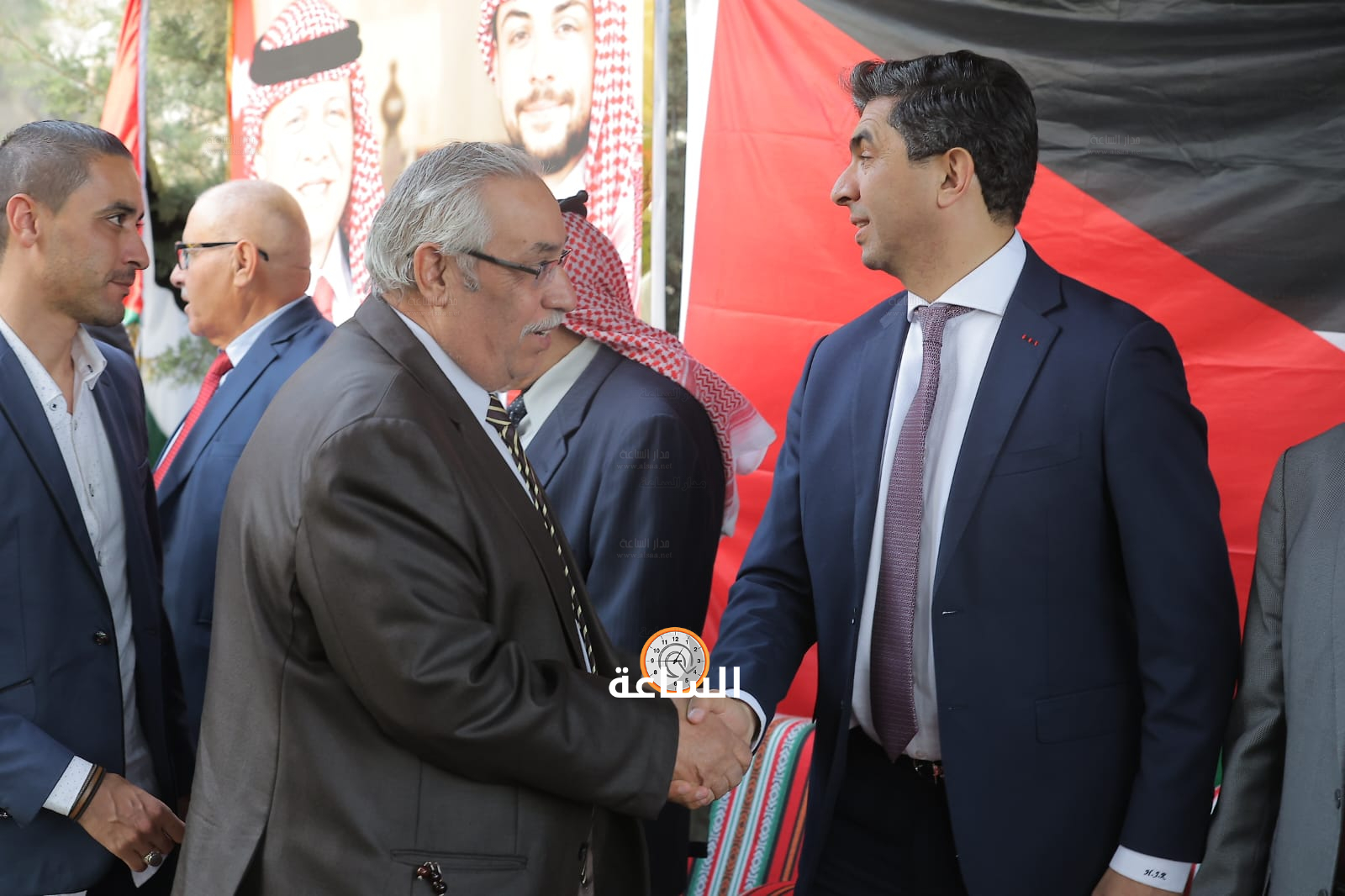 Madar Al-Saa Images 0.38654313807507845