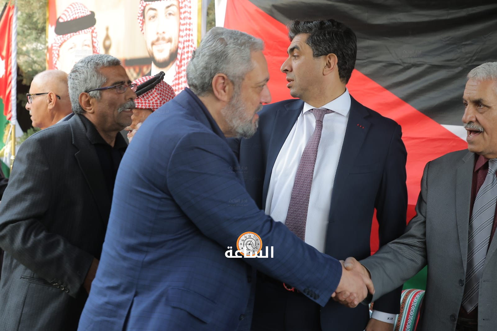 Madar Al-Saa Images 0.6910942786511569